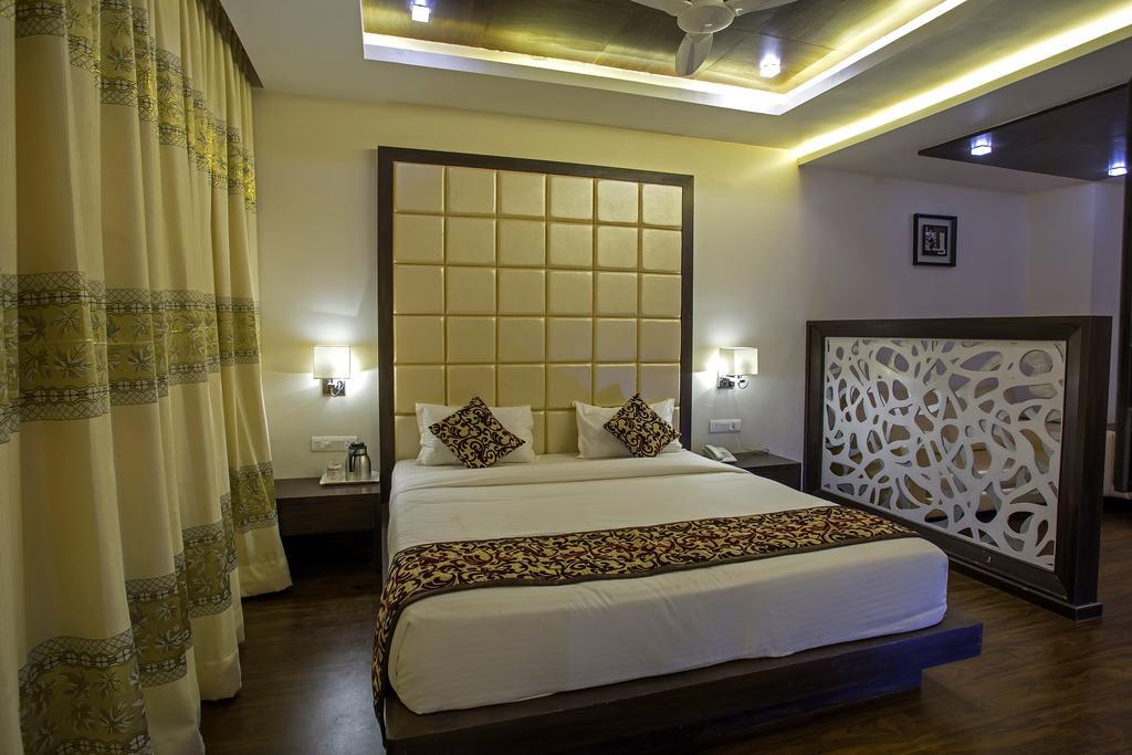 Ravi Residency Hotel Morbi Kamer foto