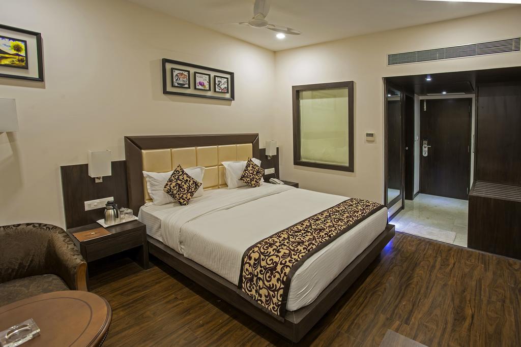 Ravi Residency Hotel Morbi Kamer foto