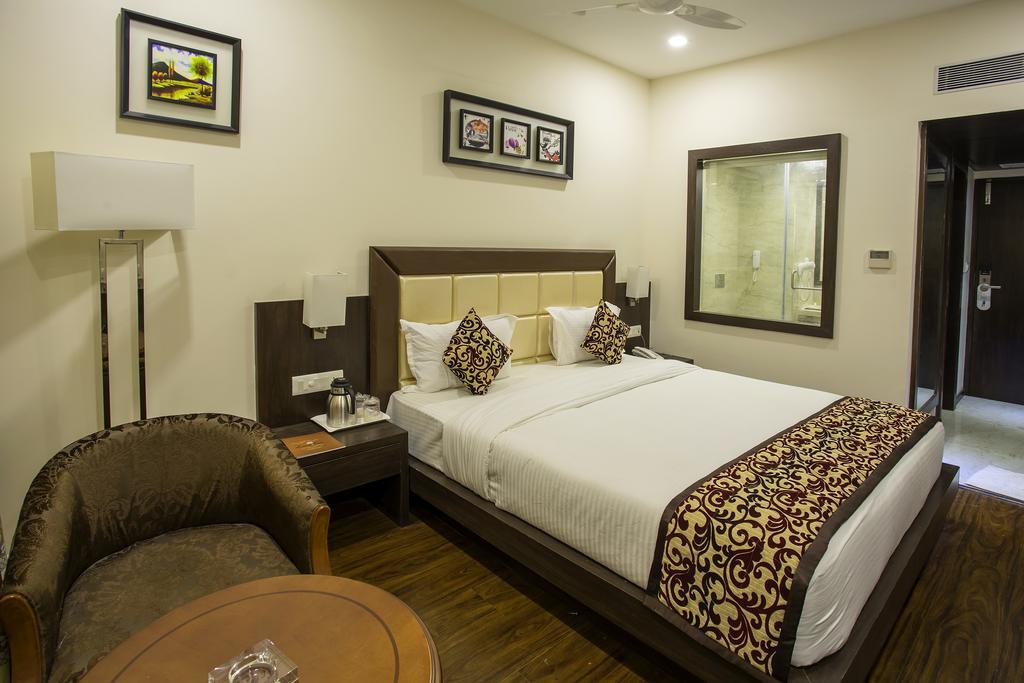 Ravi Residency Hotel Morbi Kamer foto