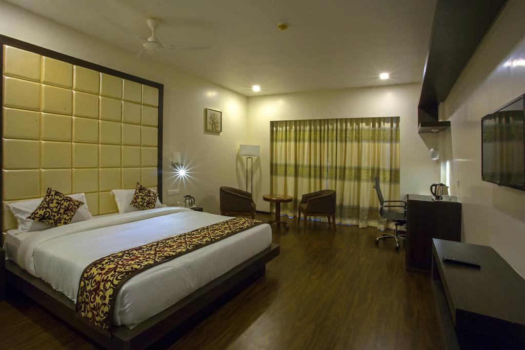 Ravi Residency Hotel Morbi Kamer foto