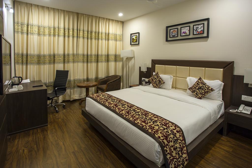 Ravi Residency Hotel Morbi Kamer foto